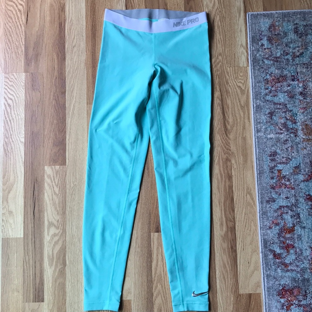 Nike Pro Aqua Leggings
